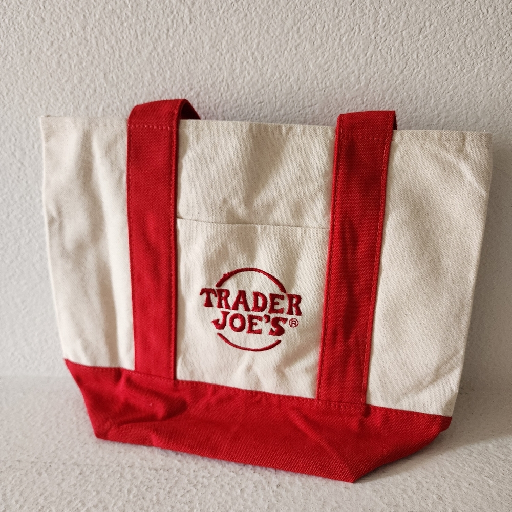 Trader Joes Totes (Green, Navy, Yellow & Red) - Set of 4 - Picture 9 of 10